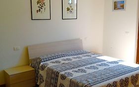 Paola Apartments